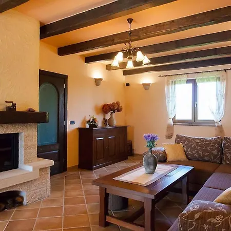 Vabriga Hébergement de vacances *